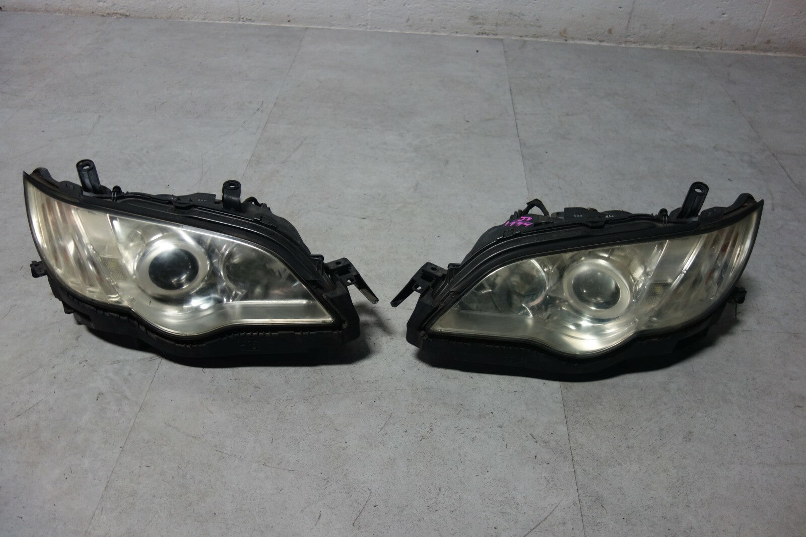 JDM Subaru Legacy HID Headlights 2008 2009 OEM Japan BP9 BP5 BPE Genuine