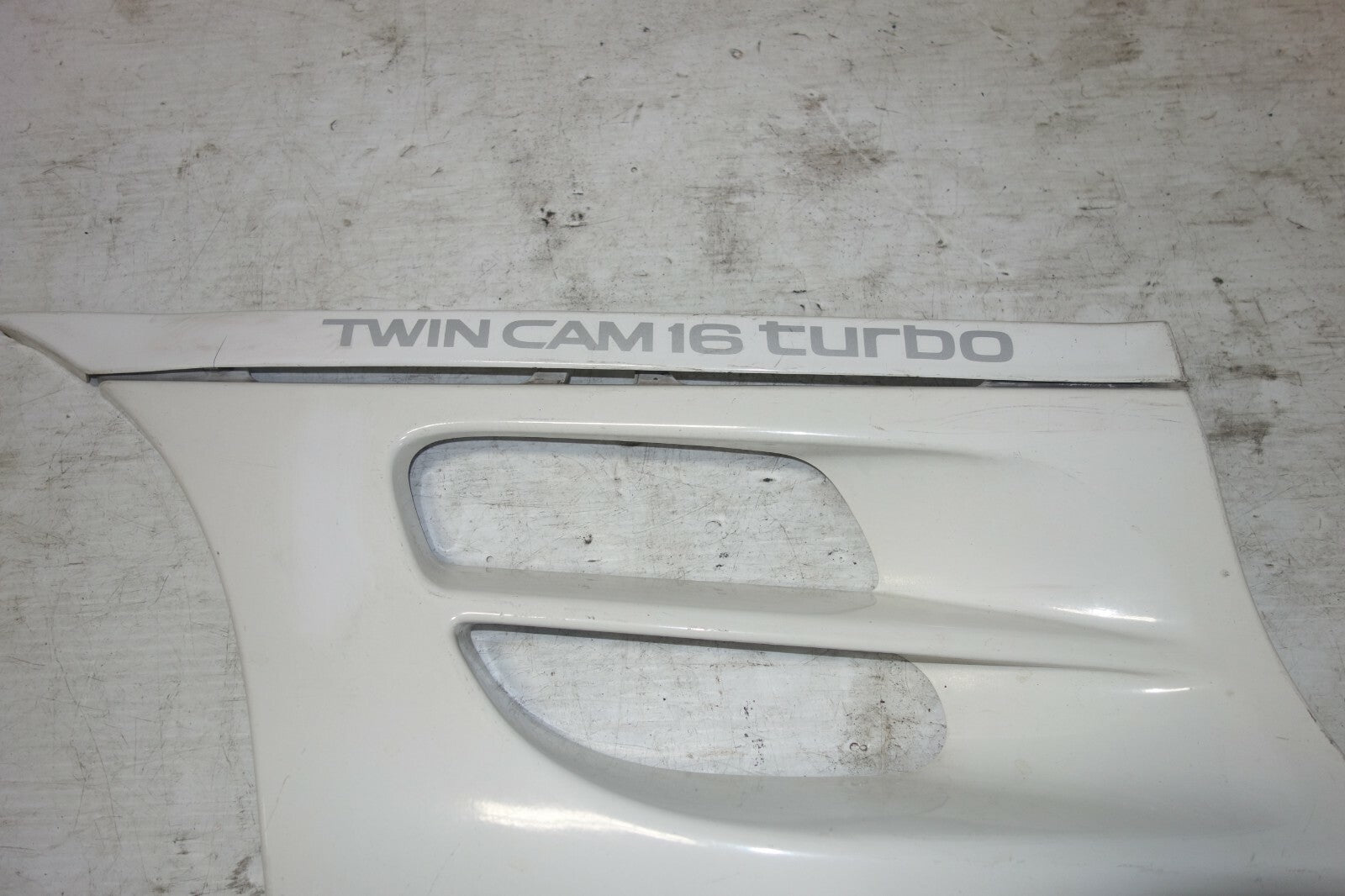 JDM 91-99 TOYOTA SW20 MR2 OEM  REAR SIDE VENTS MR-2 EXTERIER TRIM VENT MR-2