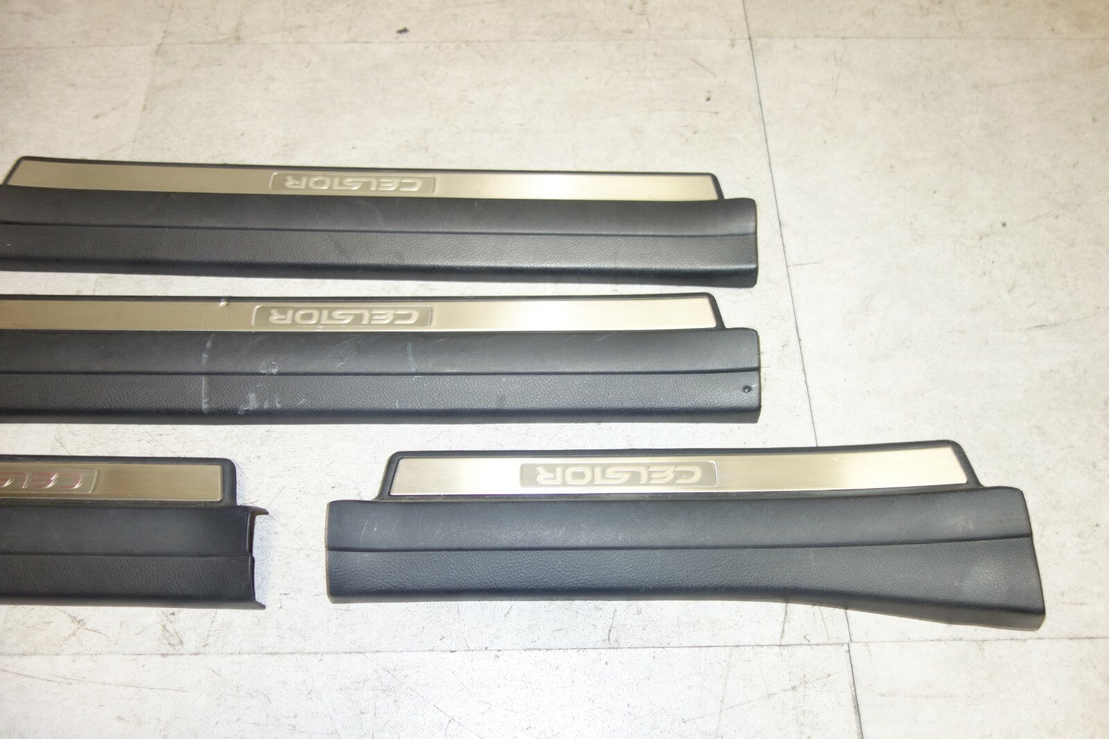 JDM 2001-2006 TOYOTA LEXUS LS430 CELSIOR UCF30 OEM DOOR SILLS SCUFF PLATES UCF31