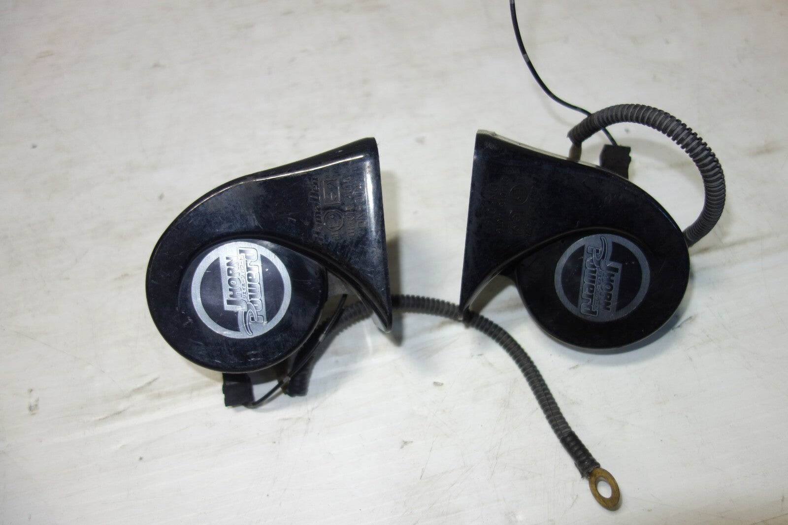 JDM 2000-2003 LEXUS RX300 JHORN POWERD USED OEM HORN 0140154015 RX-300 HORNS