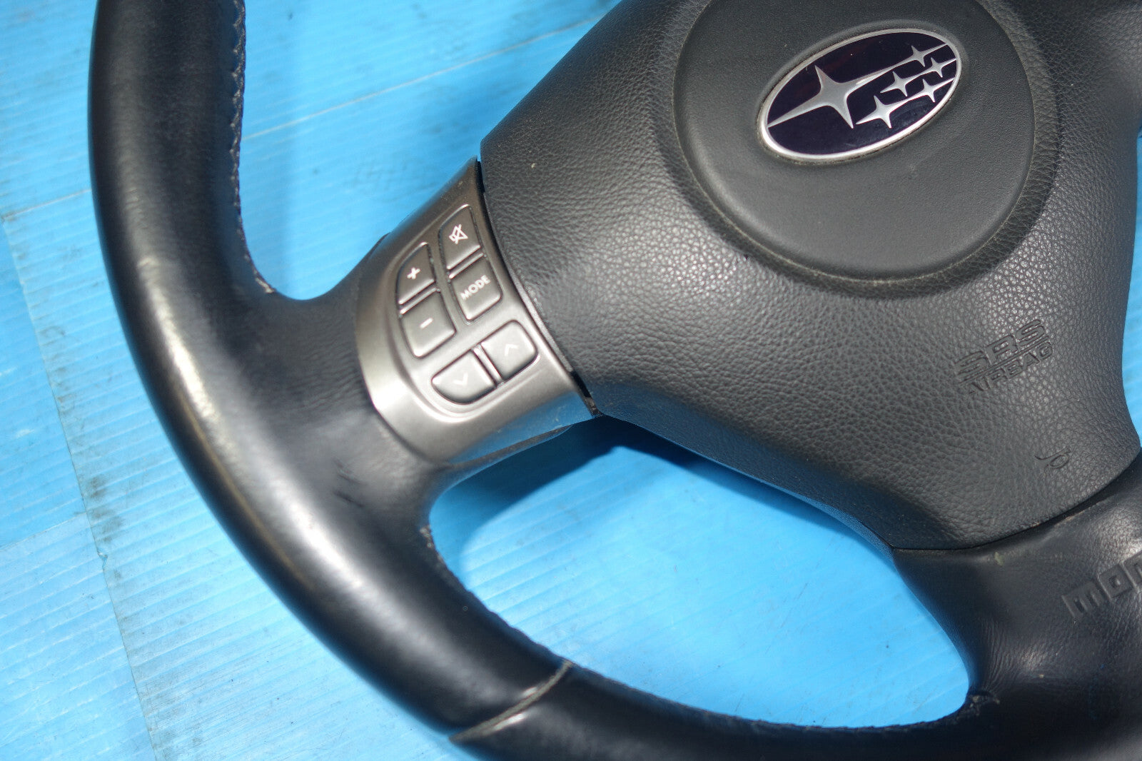 JDM Subaru Legacy & Outback OEM Momo Steering Wheel & Hub BP5 2005-2009 #5778