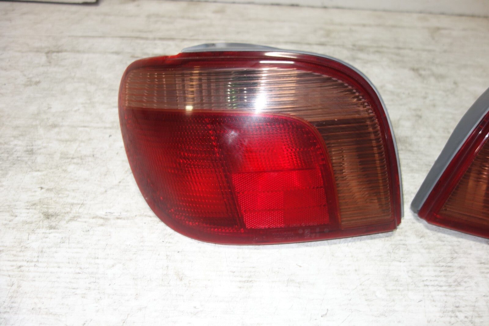 JDM Toyota Vitz / Echo Tail Lights Lamps 2001 NCP13 OEM  Left & Right