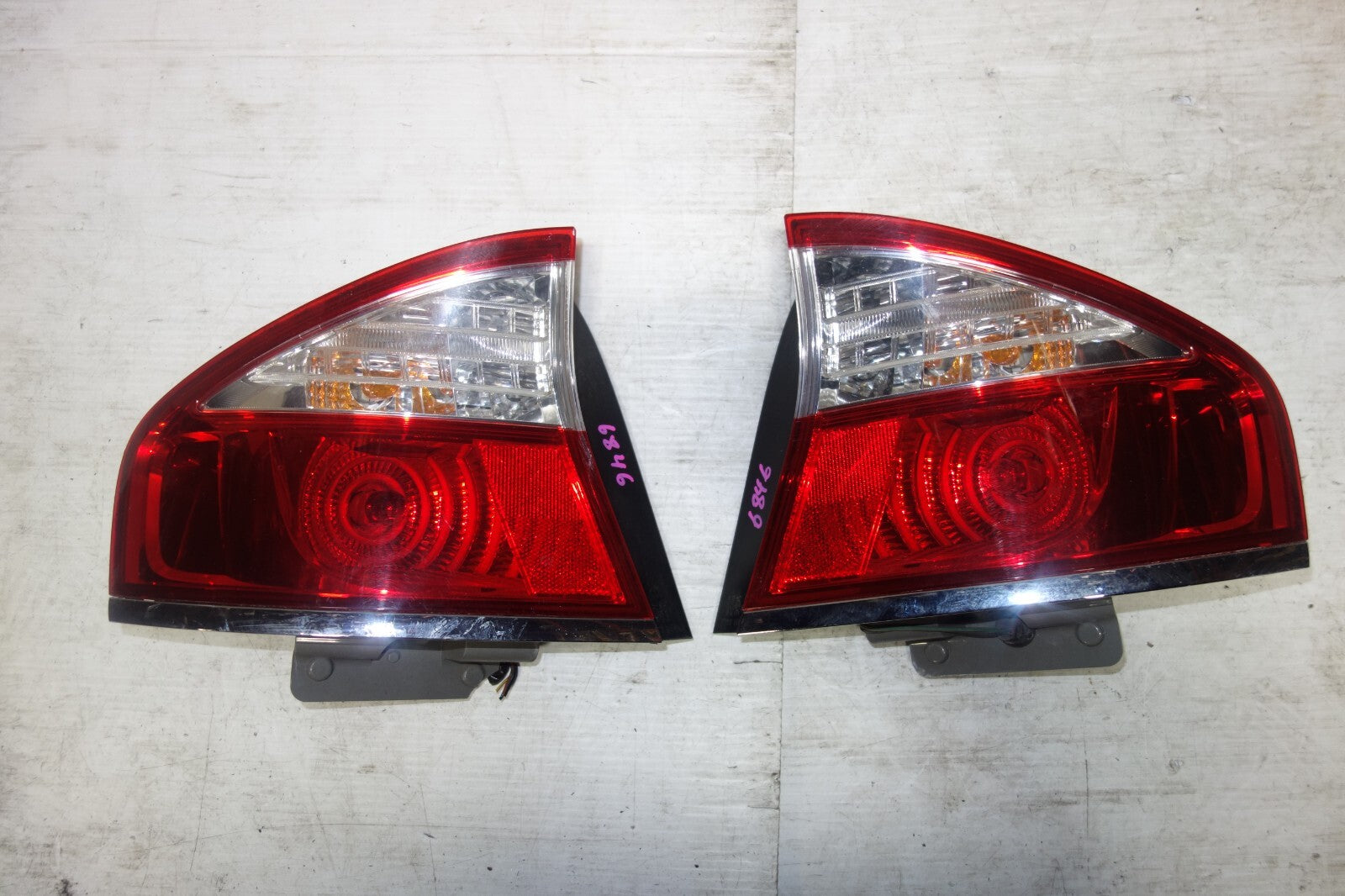 JDM SUBARU LEGACY BL5 OEM USED TAIL LIGHTS  LAMPS 4 DOOR SEDAN 2005-2009