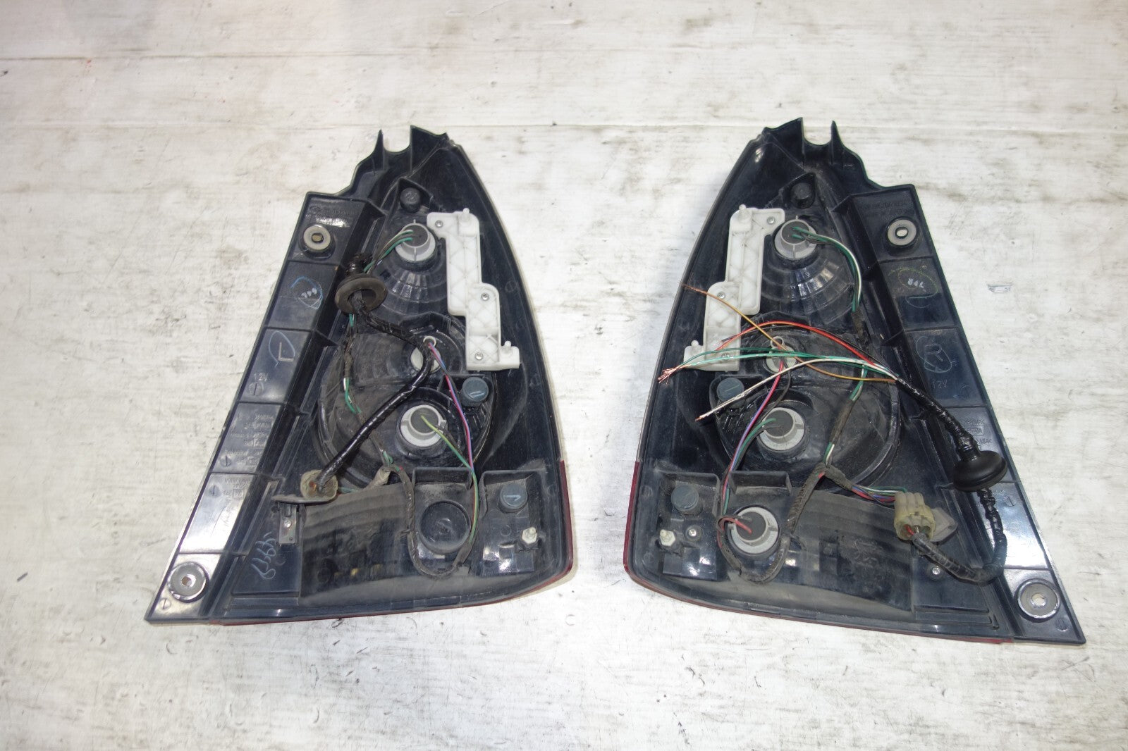 JDM Subaru Forester Tail Lights Taillamps Taillights 2006 2007 2008 Left & Right