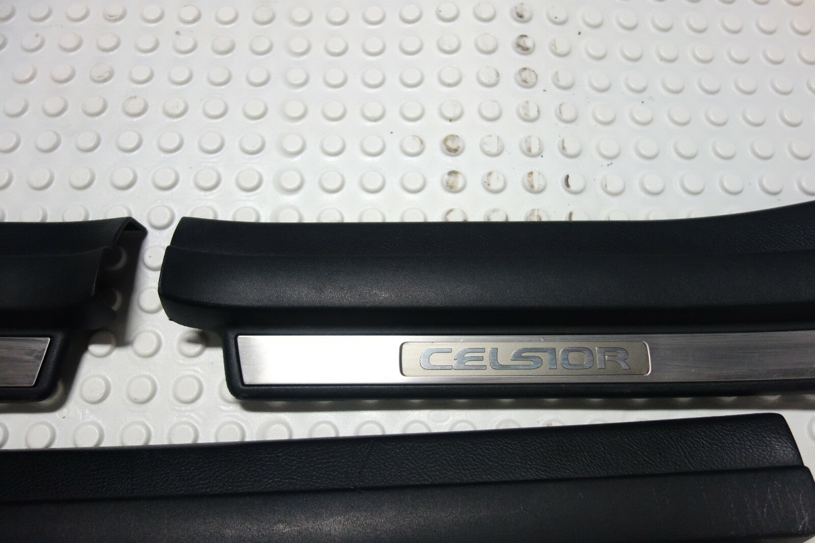 Lexus LS430 / Celsior OEM Door Sill Plates Set Genuine UCF31 2001-2006