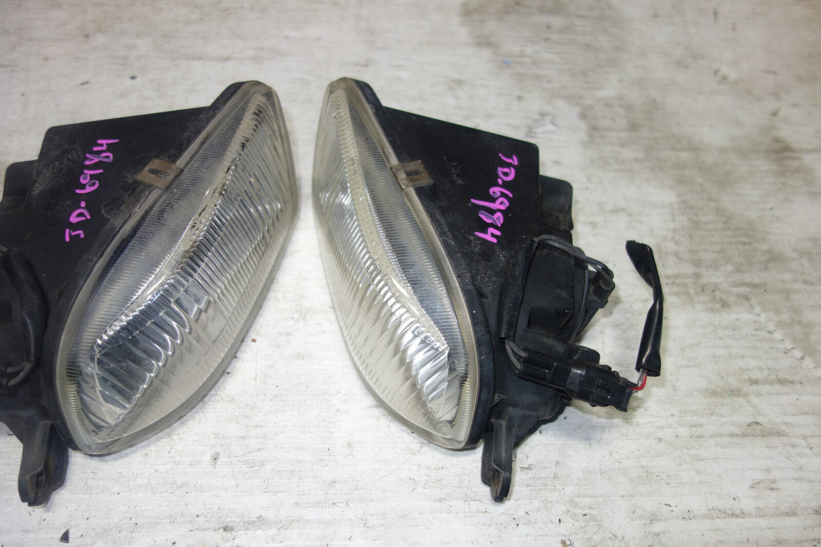 JDM Toyota Celica ST202 Front Fog Lights Fog Lamps 1994-1999 Used OEM Left Right