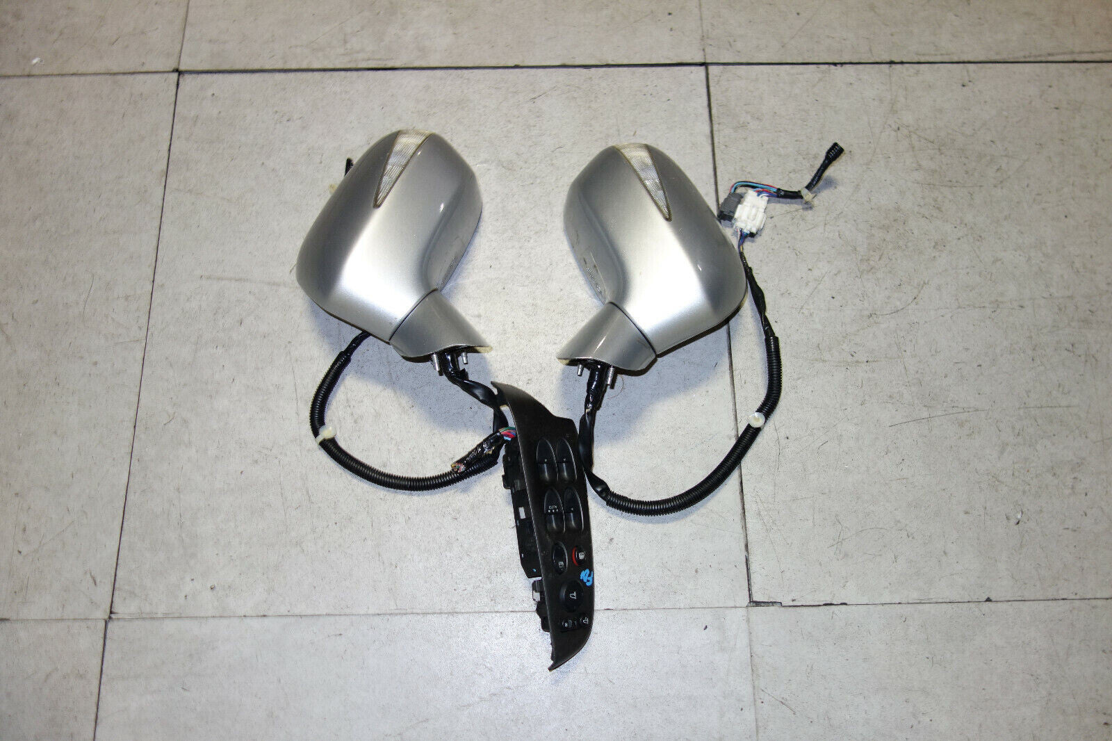JDM Honda Civic CSX FD1 FD2 Power Folding Mirrors w/ Signal Lights 2006-2011 OEM