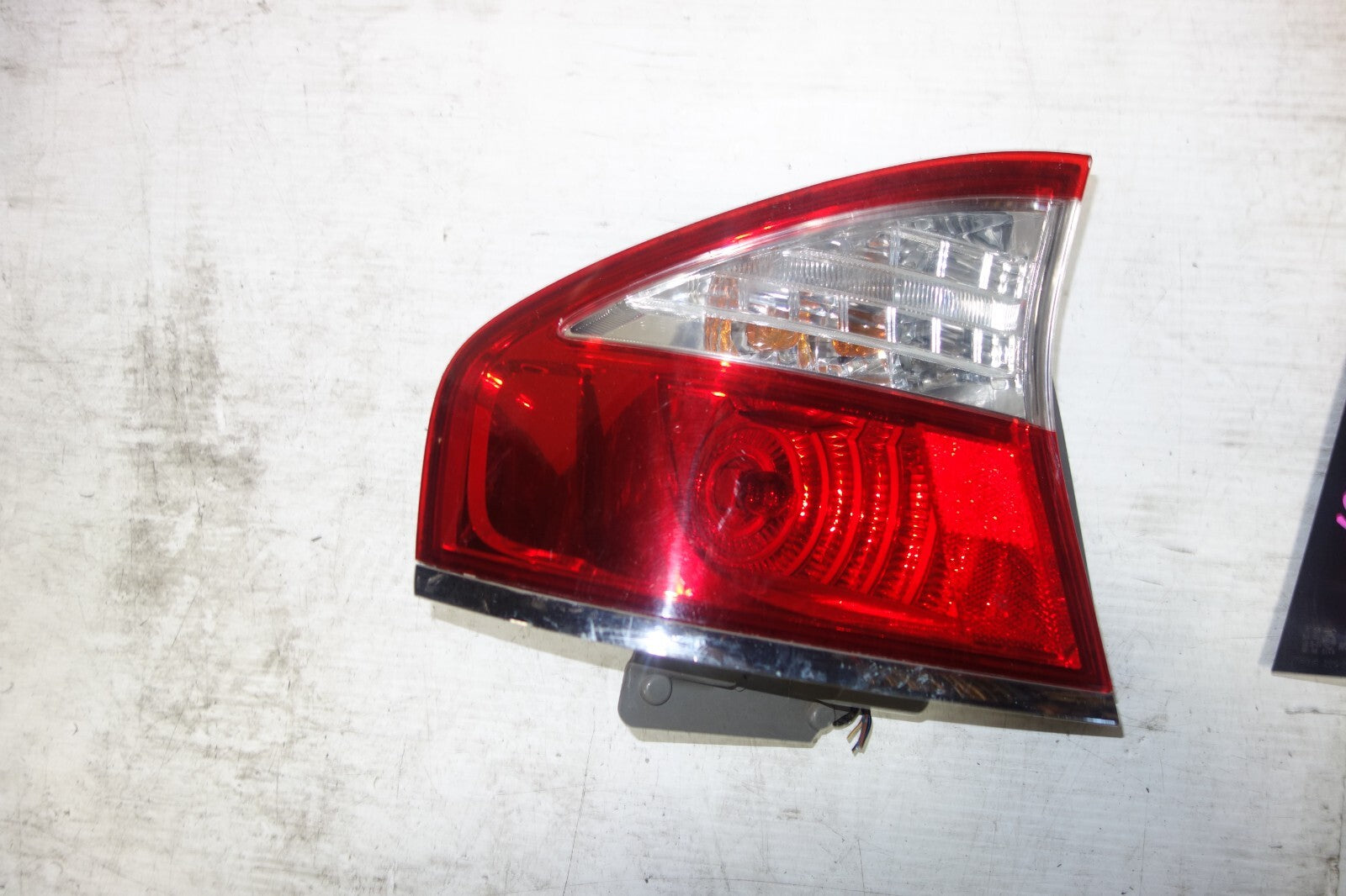 JDM SUBARU LEGACY BL5 OEM USED TAIL LIGHTS  LAMPS 4 DOOR SEDAN 2005-2009