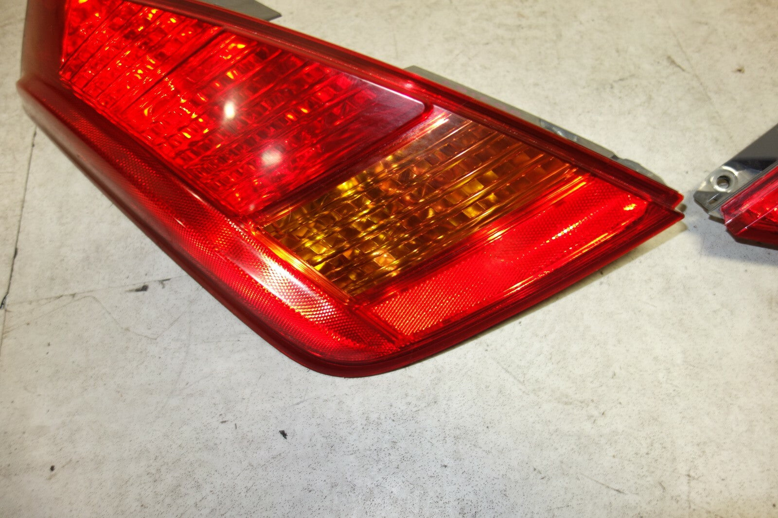 JDM Nissan Murano Taillights Taillamps 2003 2004 2005 PZ50 OEM Japan Rear Lights