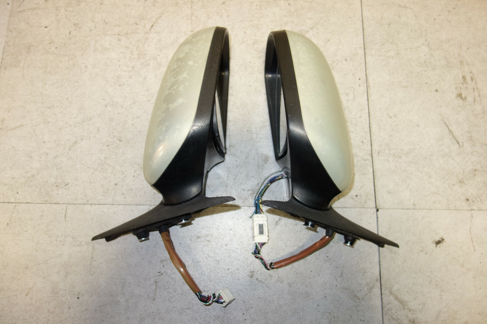 JDM Subaru Legacy Outback Power Folding Mirrors Heated Signal Lights 2005-2009