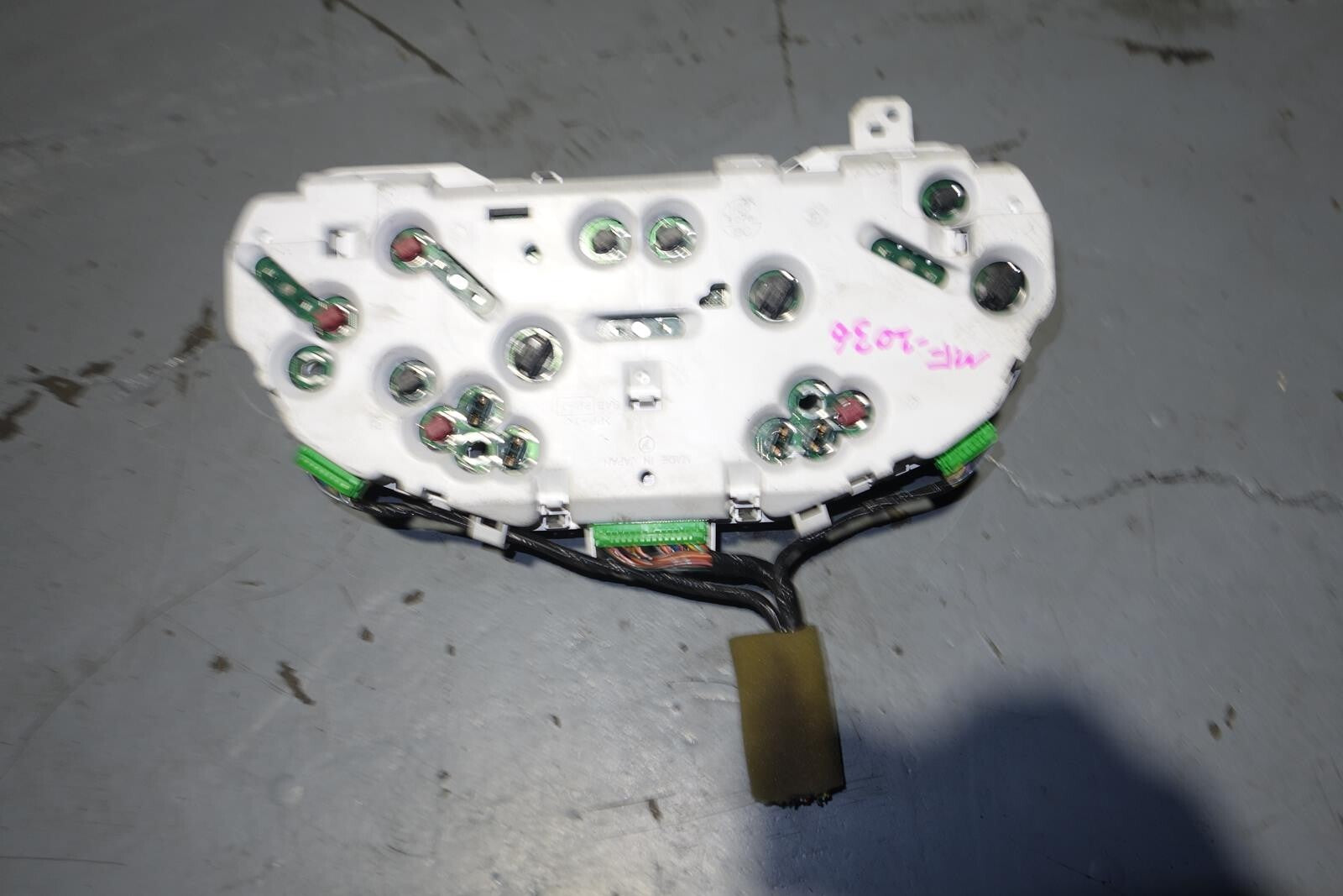JDM 2003-2008 SUBARU FORESTER SG5  MANUAL 5 SPEED GAUGE CLUSTER  SPEEDOMETER