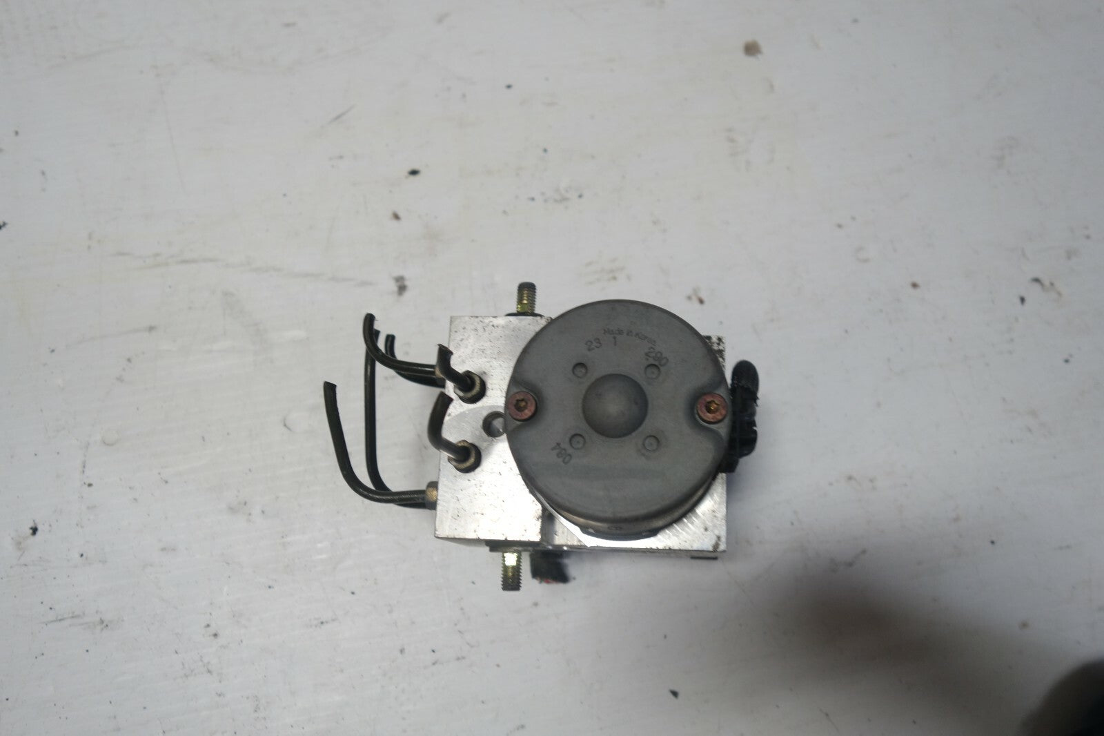 JDM 2003-2005 SUBARU FORESTER SG5 STI RHD ABS ANTI LOCK BRAKE PUMP CONTROLLER
