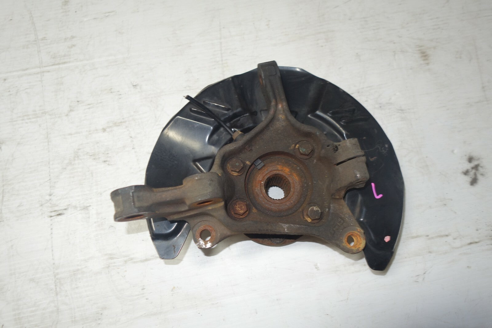 JDM 05-09 SUBARU OUTBACK OEM FRONT LEFT KNUCKLE HUB SPINDLE BP BE SUSPENSION JDM