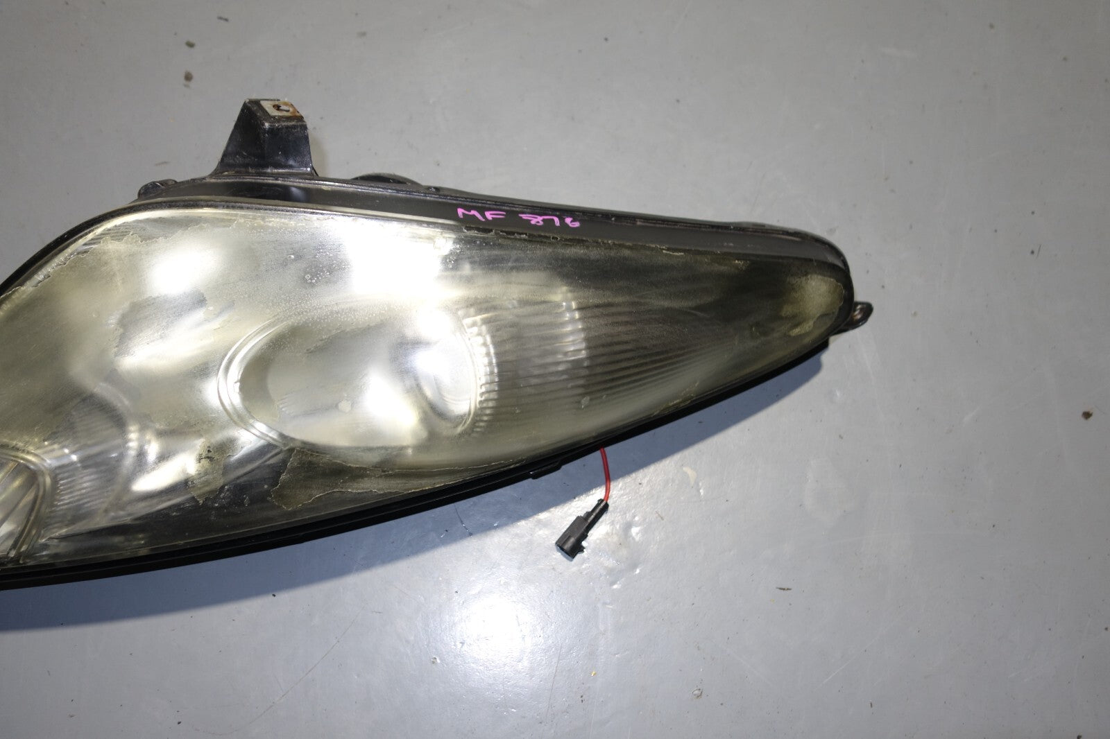 JDM Toyota Celica Genuine OEM Headlight Halogen Right side zzt231 2000-2005