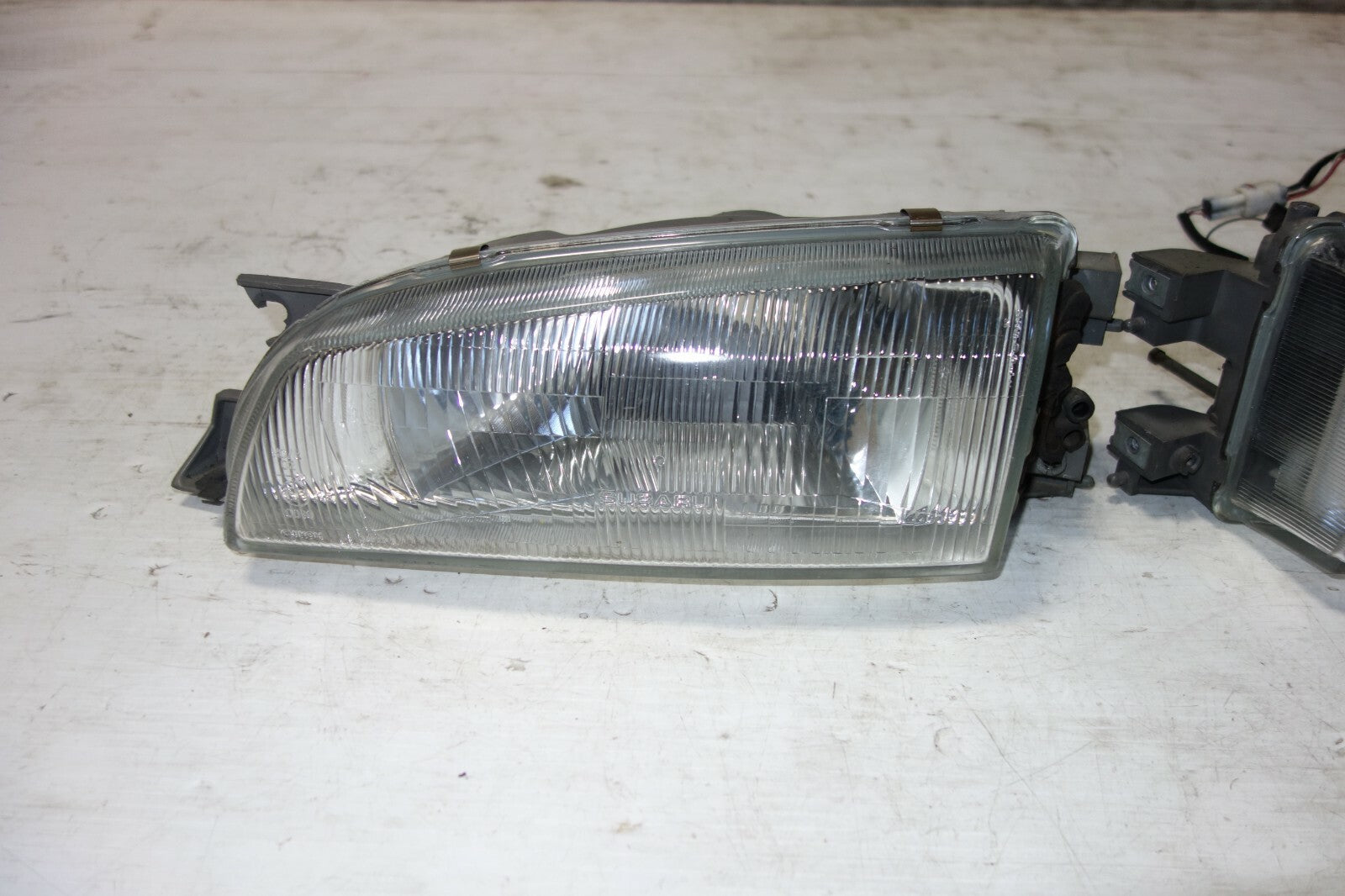 JDM SUBARU GENUINE IMPREZA WRX STi GC8 GF8 HEAD LIGHTS OEM VERSION 3 4 LAMPS