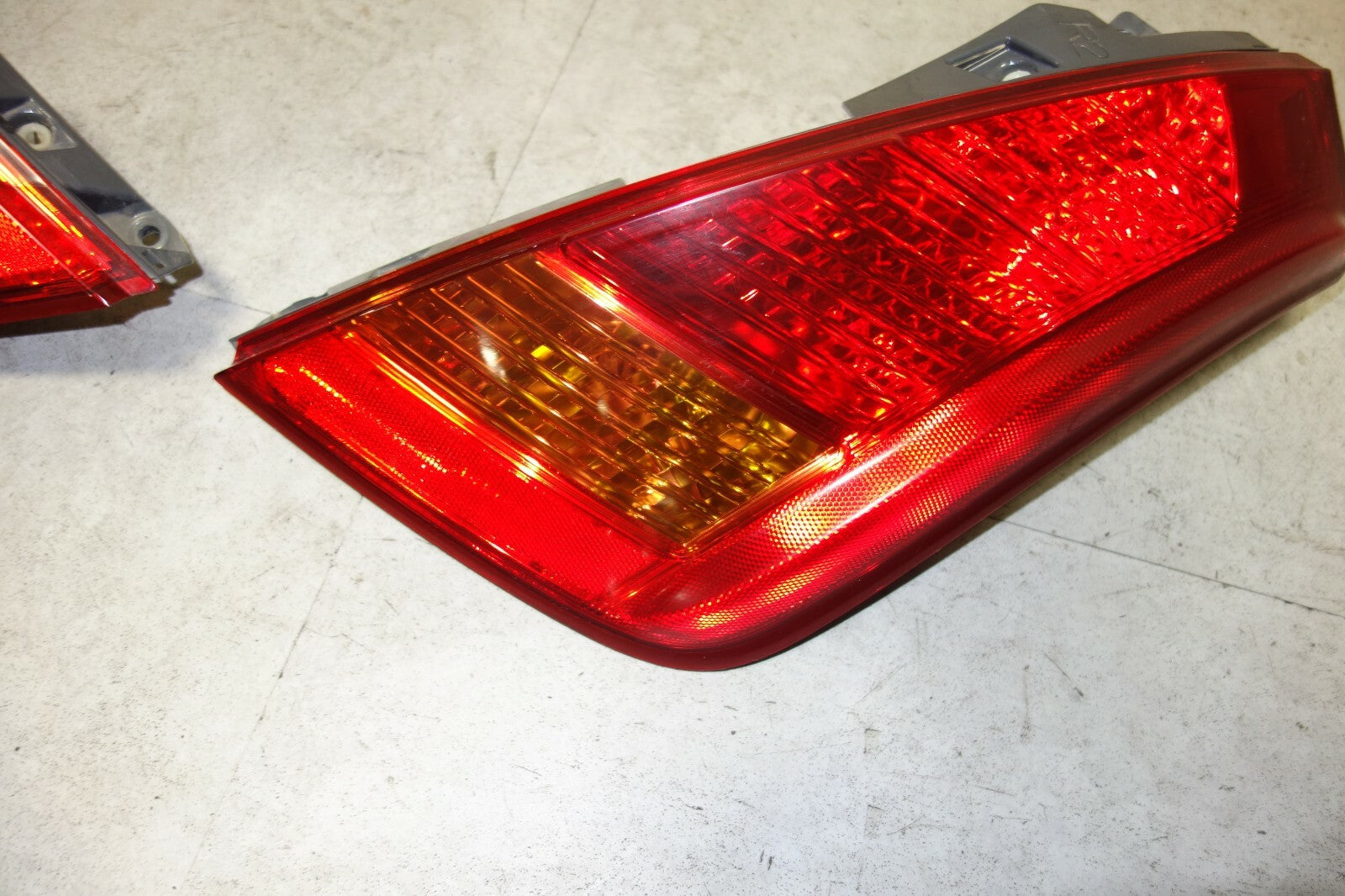 JDM Nissan Murano Taillights Taillamps 2003 2004 2005 PZ50 OEM Japan Rear Lights