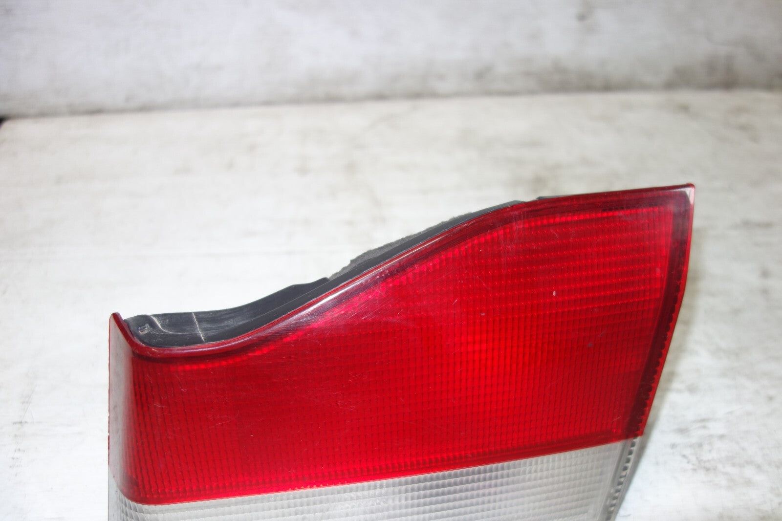 JDM 1996-2000 HONDA DOMANI ACURA EL TRUNK LIGHT  RIGHT SIDE LAMP FITS ACURA EL