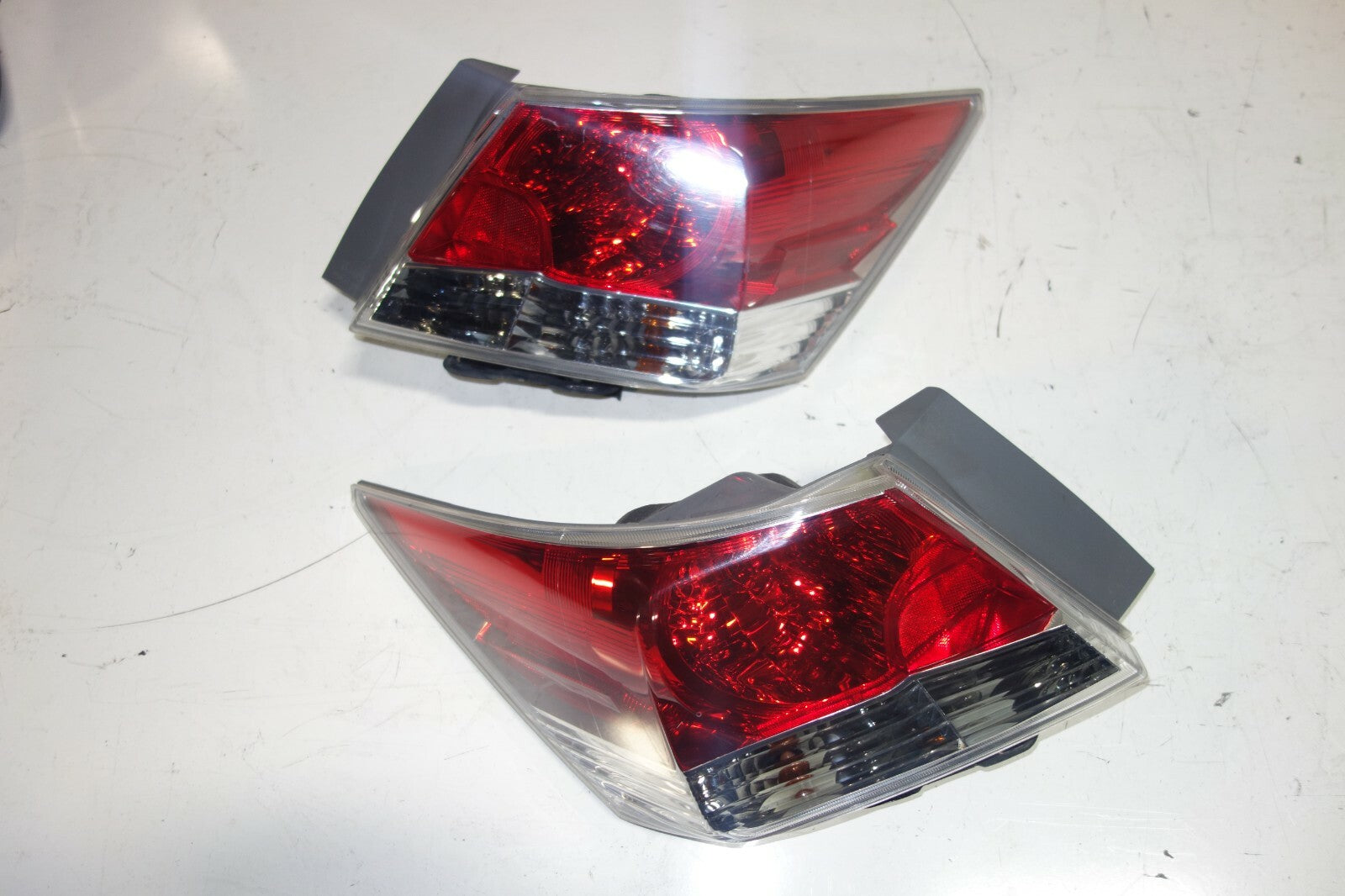 JDM GENUINE HONDA ACCORD INSPIRE CP3 OEM TAIL LIGHTS TAIL LAMPS 4 DOOR 2008-2012