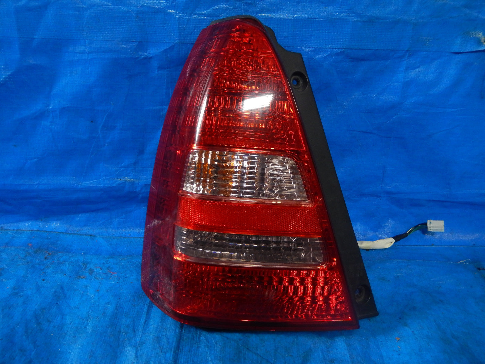 JDM SUBARU FORESTER REAR TAILLIGHT TAIL LAMP FACTORY OEM 2003 2004 2005