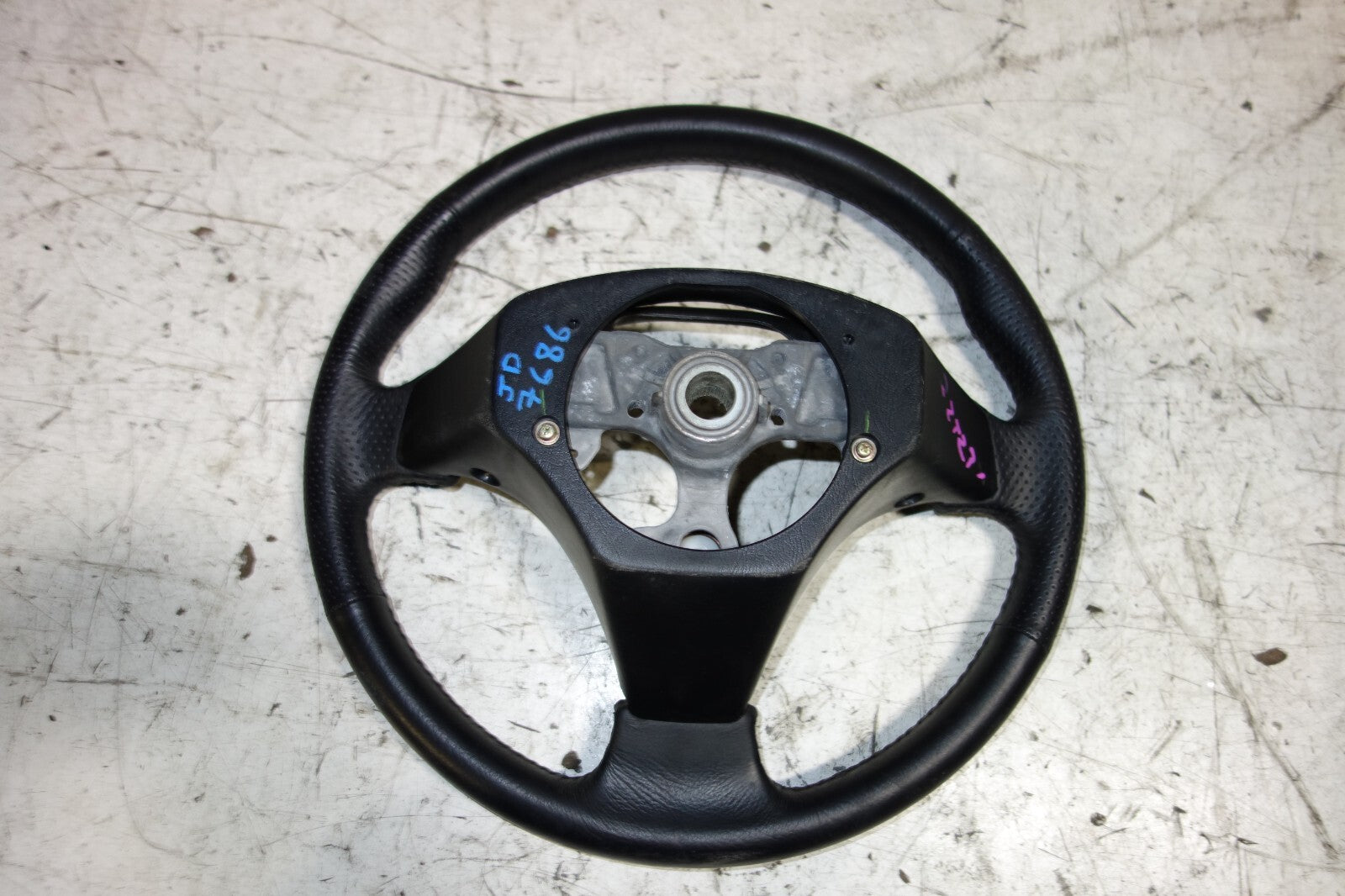 JDM 2000-2005 TOYOTA CELICA  STEERING WHEEL ZZT231 ZZT230