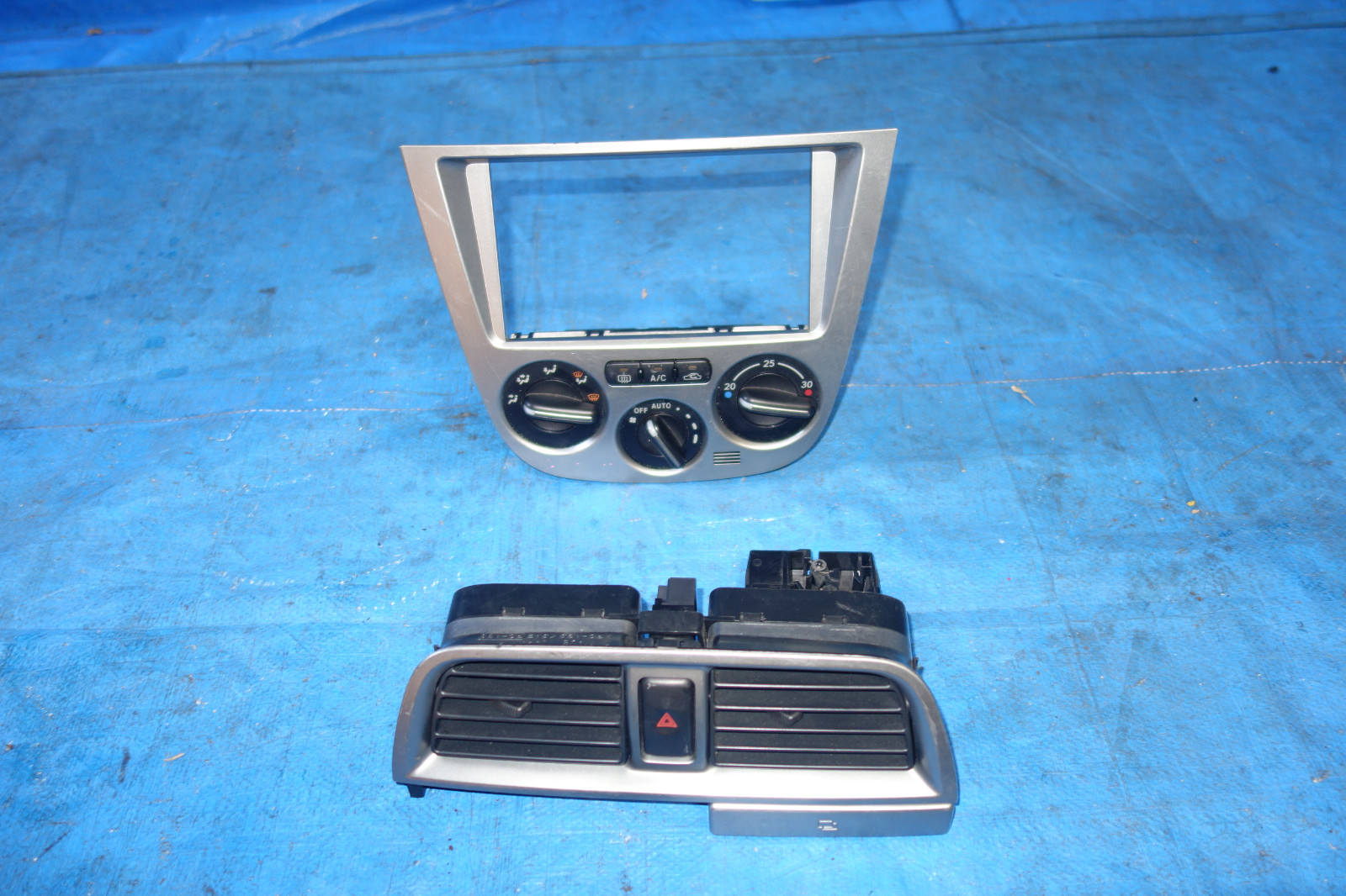 JDM Subaru Impreza WRX STi V9 Climate Control Console Air Vent Version 8 GDB