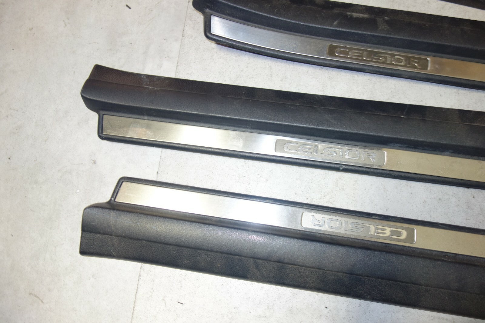 JDM Lexus LS430 Toyota Celsior Door Sills Scuff Plates 2001-2006 UCF30 UCF31