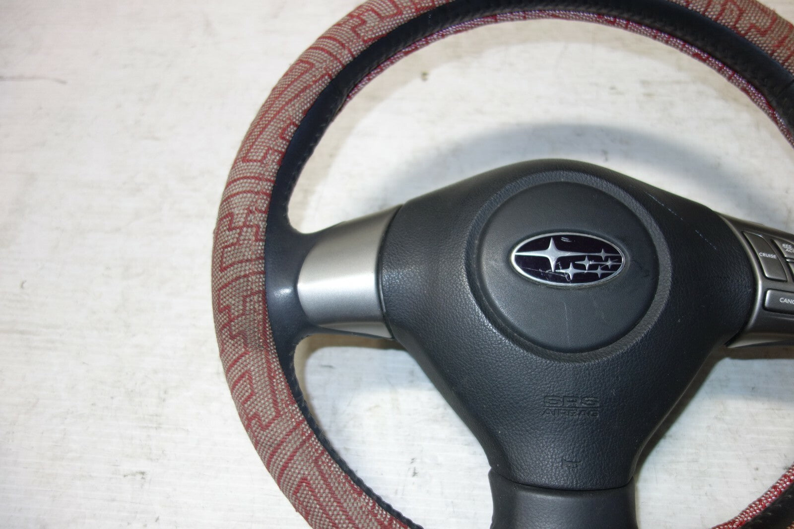 Subaru Legacy / Outback OEM Steering Wheel / Hub Leather With Cover 2005-2009