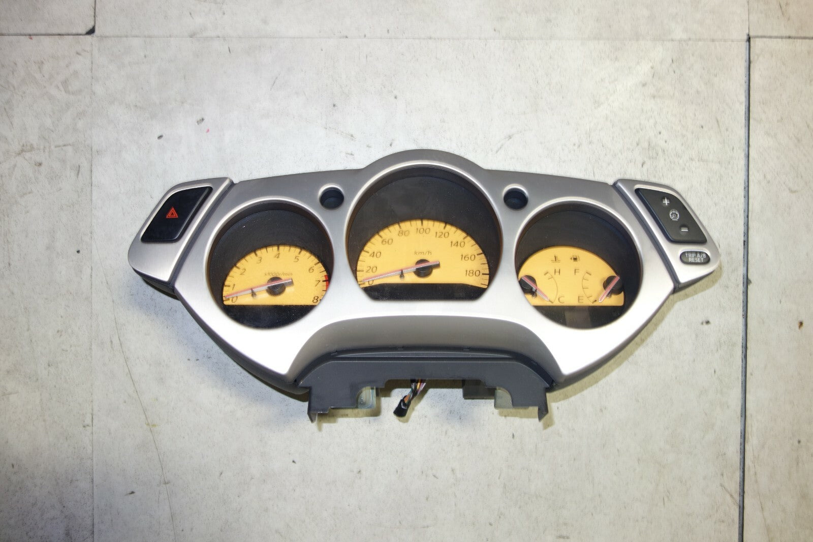 JDM 2003-2007 NISSAN MURANO 3.5L AUTOMATIC GAUGE CLUSTER  SPEEDOMETER KM/H