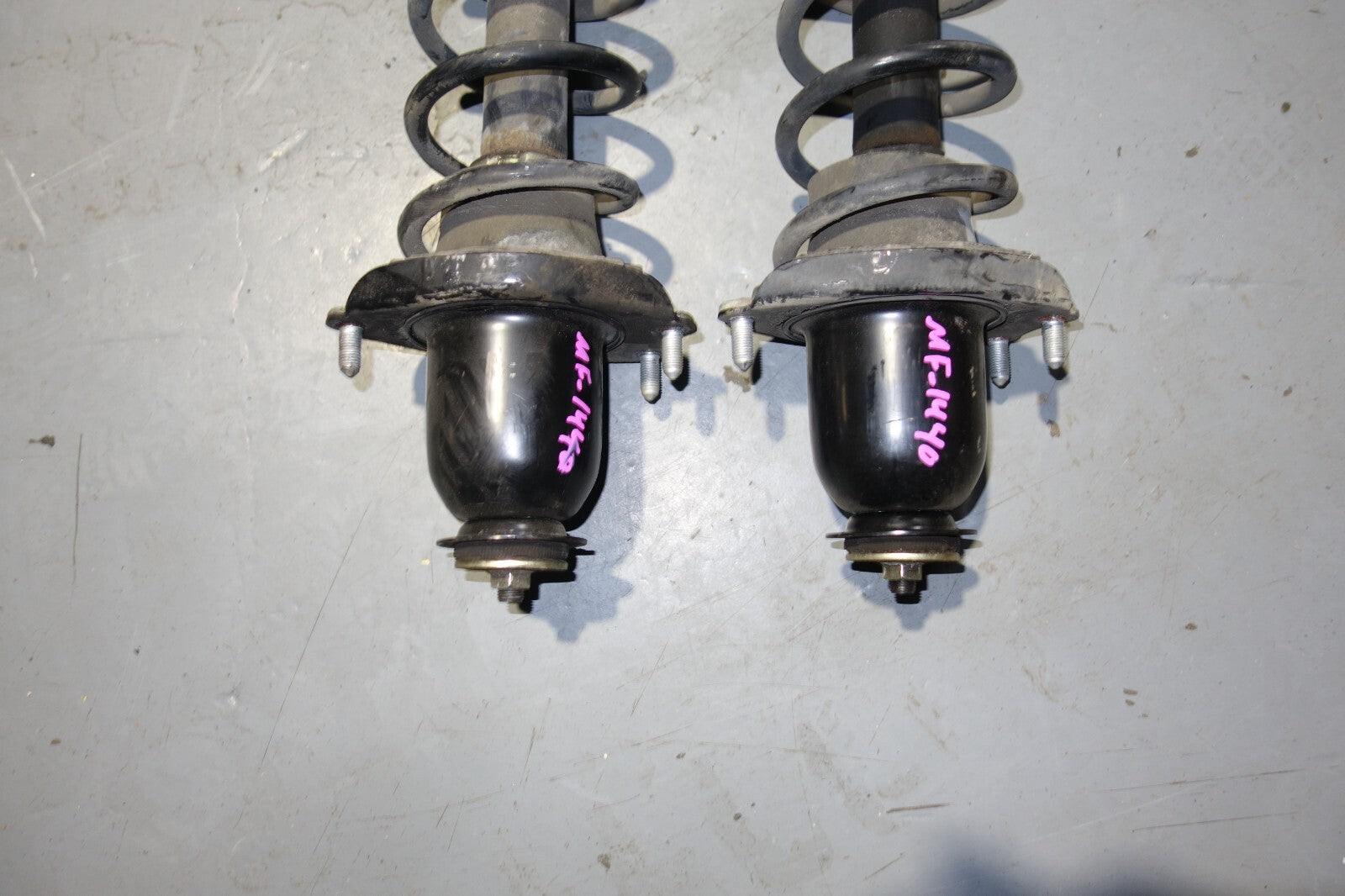 JDM 2000-2005 TOYOTA CELICA REAR SHOCKS STRUTS COIL SPRING LEFT & RIGHT