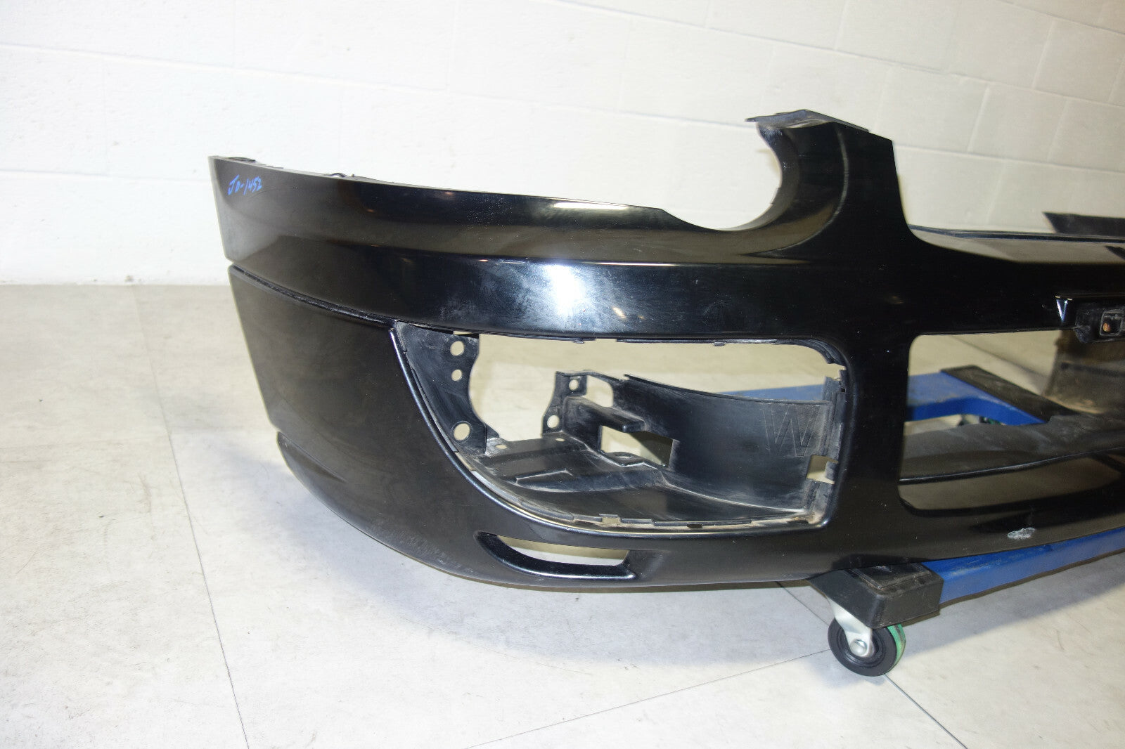 JDM Subaru Impreza WRX Outback Sport Wagon Front Bumper Fogs Hole 2004-2005 V8