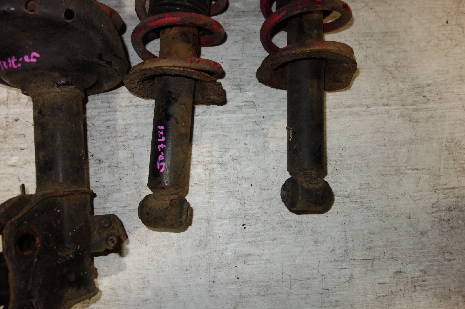 JDM 2005-2009 SUBARU LEGACY STI  SHOCKS FRONT & REAR COIL STRUTS