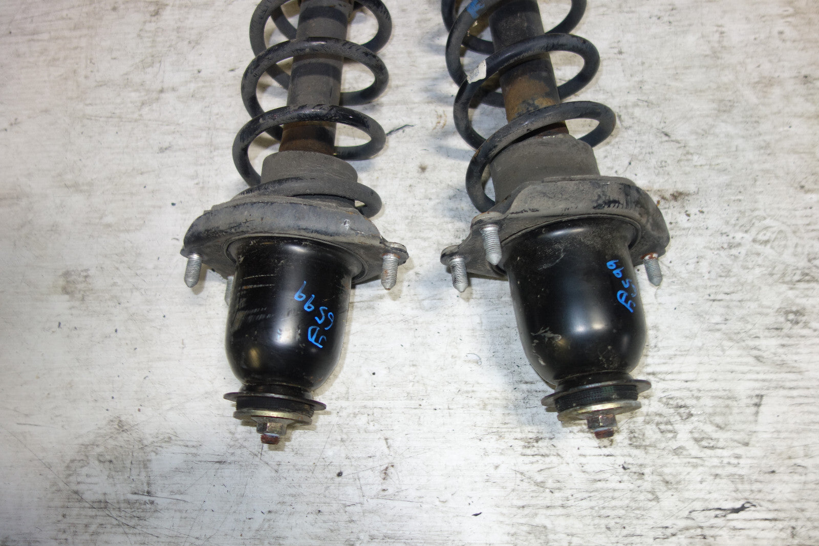 JDM Toyota Celica OEM  Rear Shocks Struts Springs Suspension 2000-2005 GT GT-S