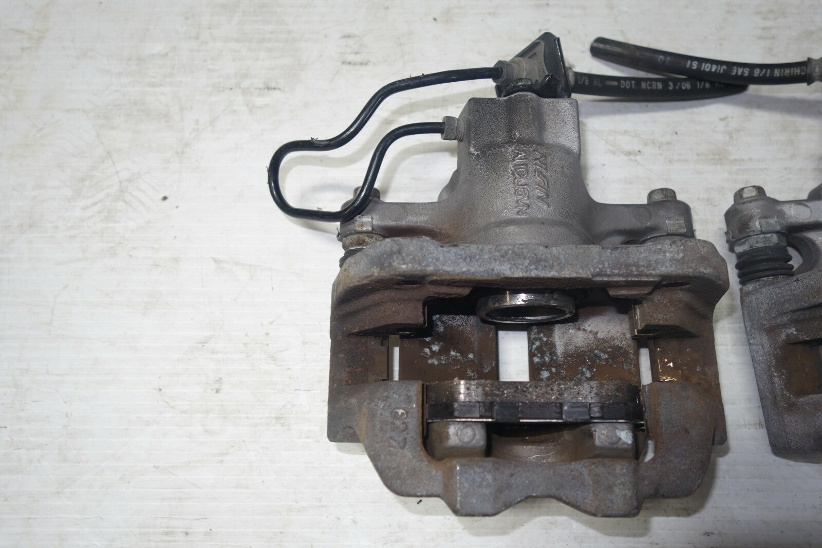 JDM 2005-2012 ACURA RL 3.5L OEM  REAR BRAKE CALIPERS GENUINE KB1 ORIGINAL