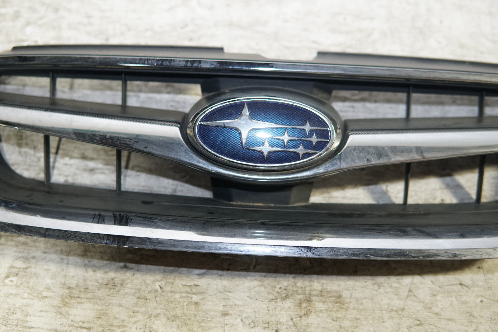JDM Subaru Legacy OEM Front Grille 2005 2006 2007 MF-472