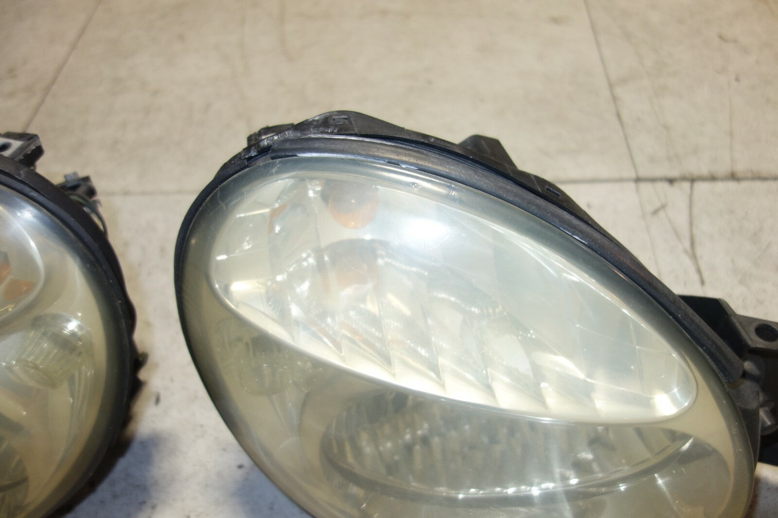 JDM SUBARU IMPREZA WRX HEADLIGHTS 2002 2003 BUG EYE V7 OEM Japan