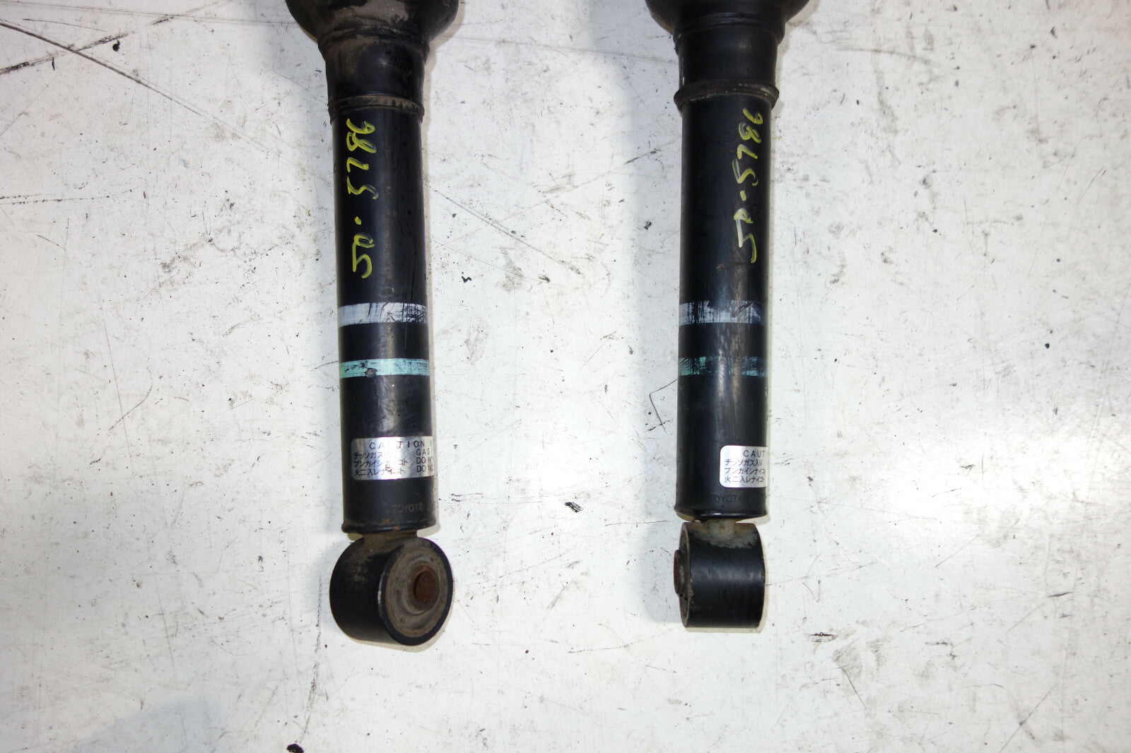 JDM Lexus LS430 Front Air Shock Strut Absorber Left & RIght 2004 2005 2006