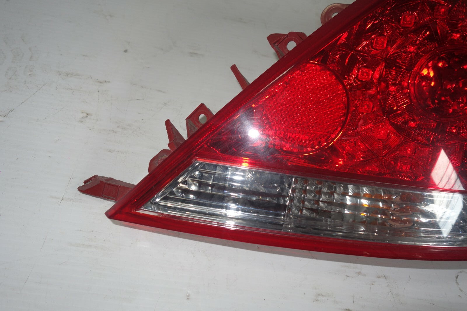 JDM 05-08 ACURA 3.5 RL OEM REAR RIGHT GENUINE TAIL LIGHT TAILLIGHT ORIGINAL LAMP