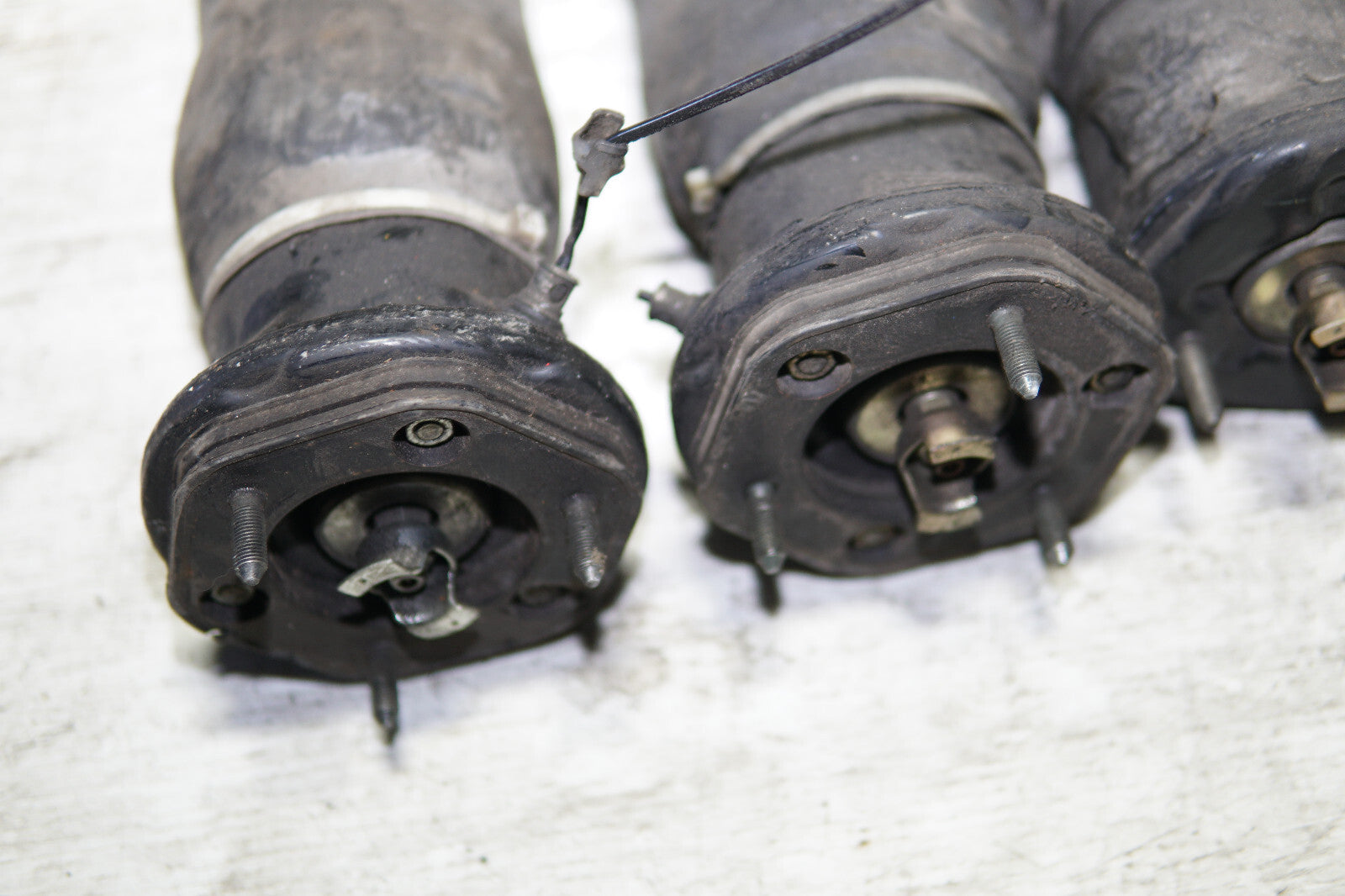 Lexus LS430 Front Rear Left Right Air Shocks Struts Absorbers 2001-2006 Pair JDM