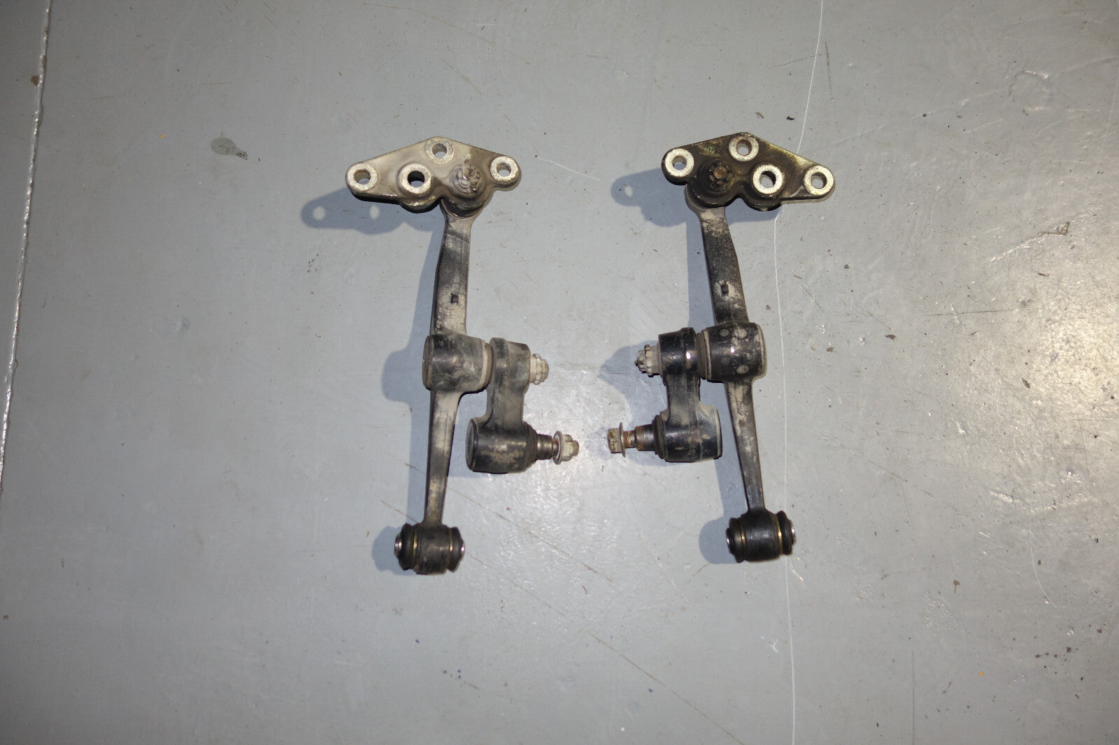 JDM Toyota Celica Front Lower Control Arms Superstrut  ZZT231 ZZT230 2000-2005