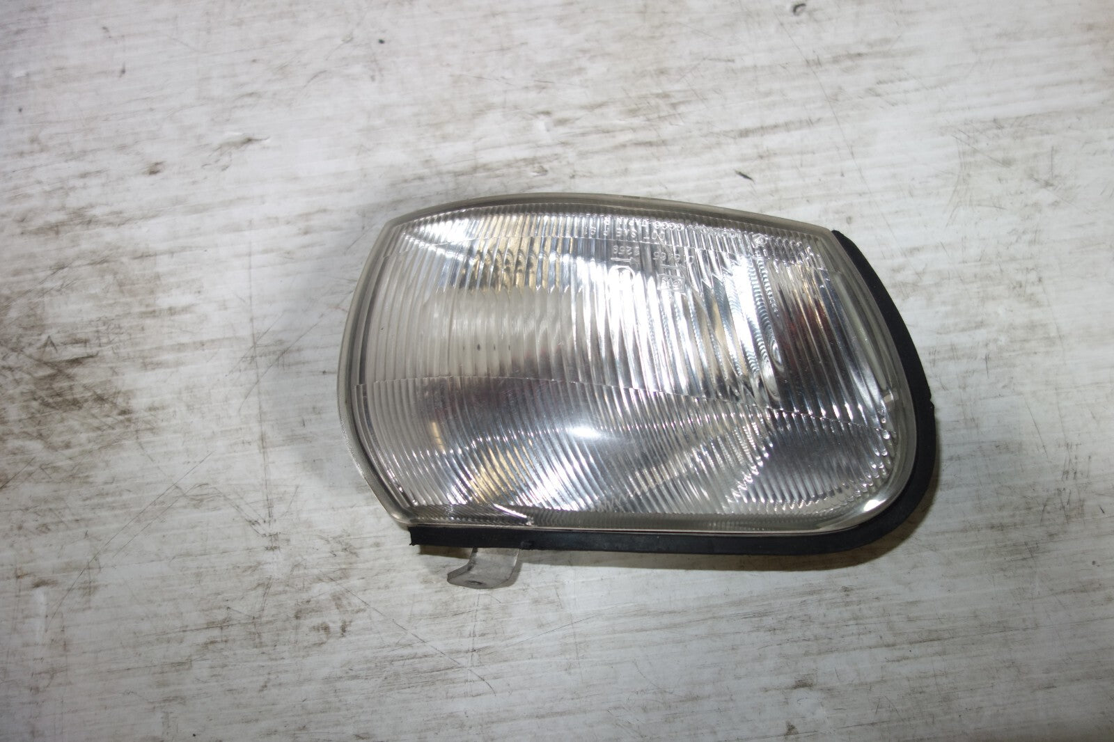 JDM 1993-2001 GENUINE SUBARU IMPREZA WRX GC8 OEM RIGHT SIDE CORNER LIGHT LAMP