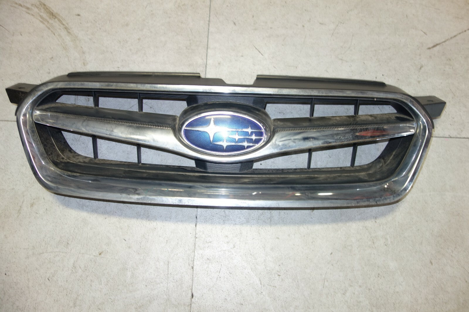 JDM 2008-2009 GENUINE SUBARU LEGACY  OEM GRILLE GRILL BPE FITS:SUBARU LEGACY