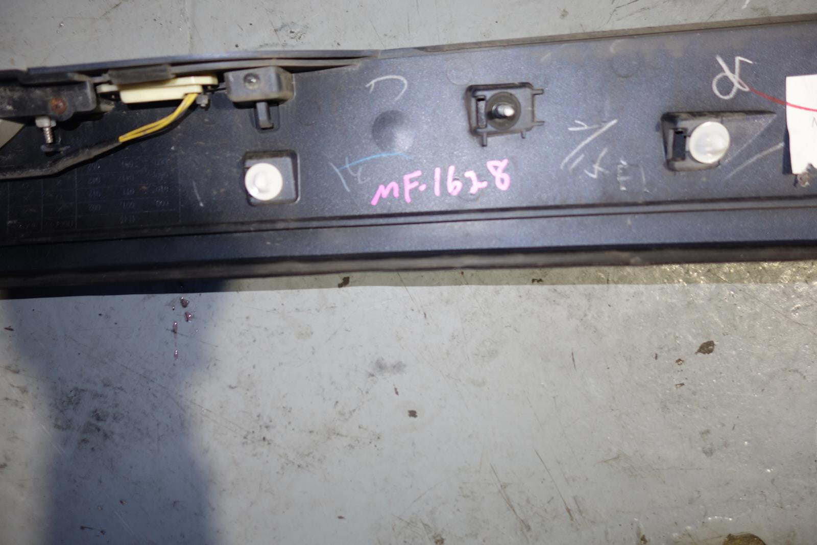 JDM Subaru Forester Rear Garnish 2009 2010 2011 2012 2013 SH5 SH9 Center Garnish