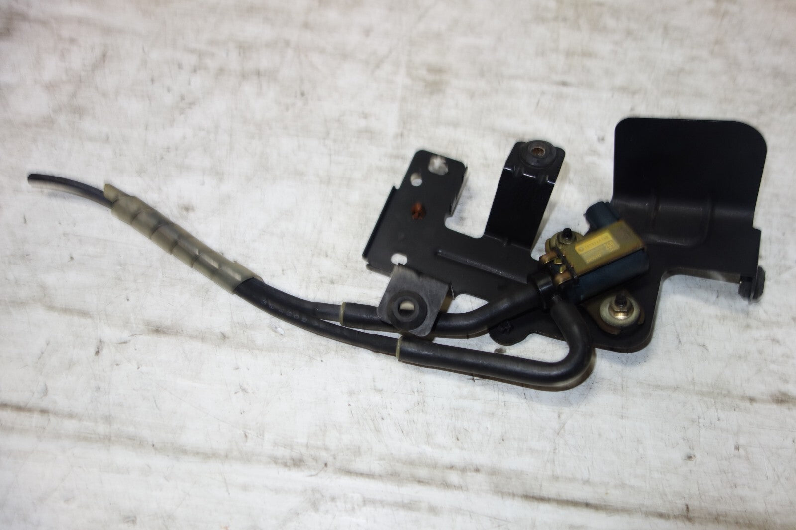 JDM SUBARU IMPREZA WRX STi TURBO EJ20 TURBO BOOST SOLENOID EJ205 EJ207 GDB WRX