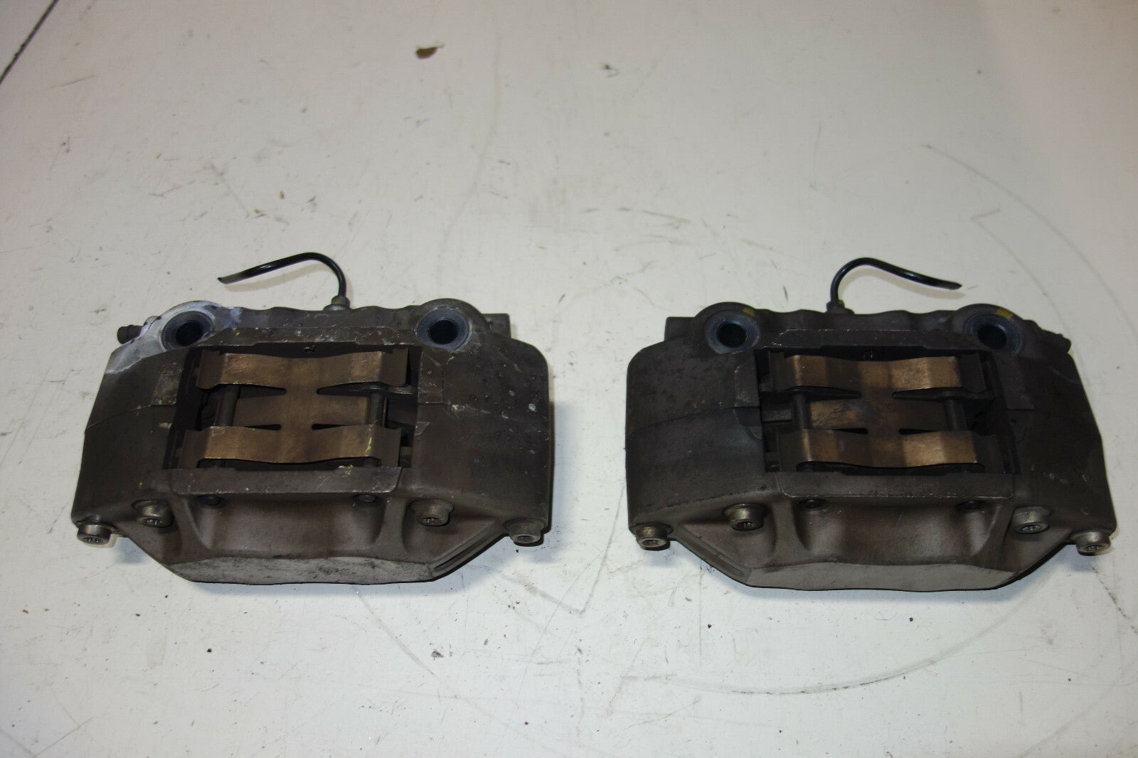 Acura RL OEM Big Front 4 Pot / Piston Advics Brake Calipers OEM 2005-2012 JDM