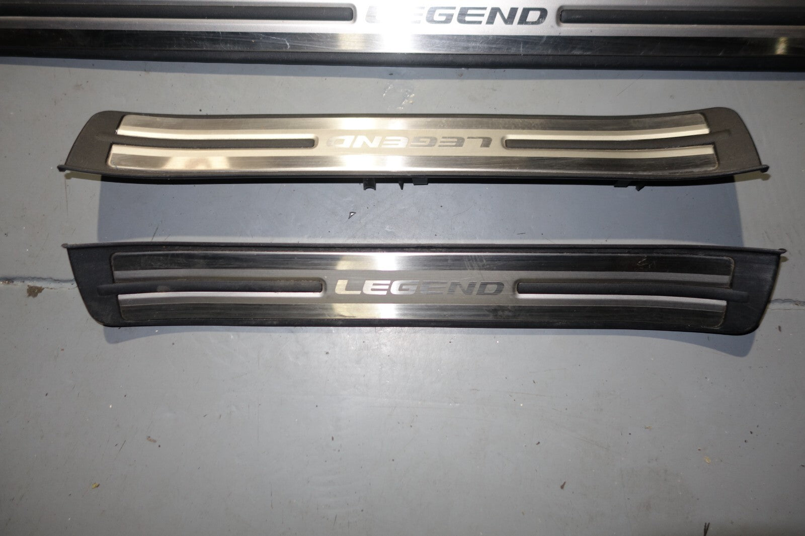 JDM ACURA RL HONDA LEGEND KB1 OEM DOOR SILLS TRIM SCUFF PLATES SIDE STEPS 05-08