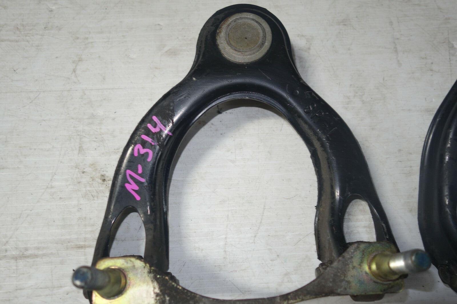 JDM 1994-2001 ACURA INTEGRA TYPE R DC2 OEM USED FRONT UPPER CONTROL ARMS LH & RH