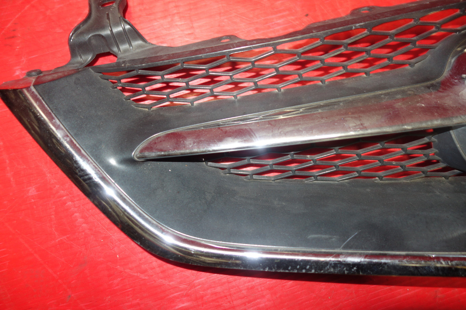 JDM Acura TL Front Grille OEM With Emblem 3.2 TL UA5 2002-2003 #5446