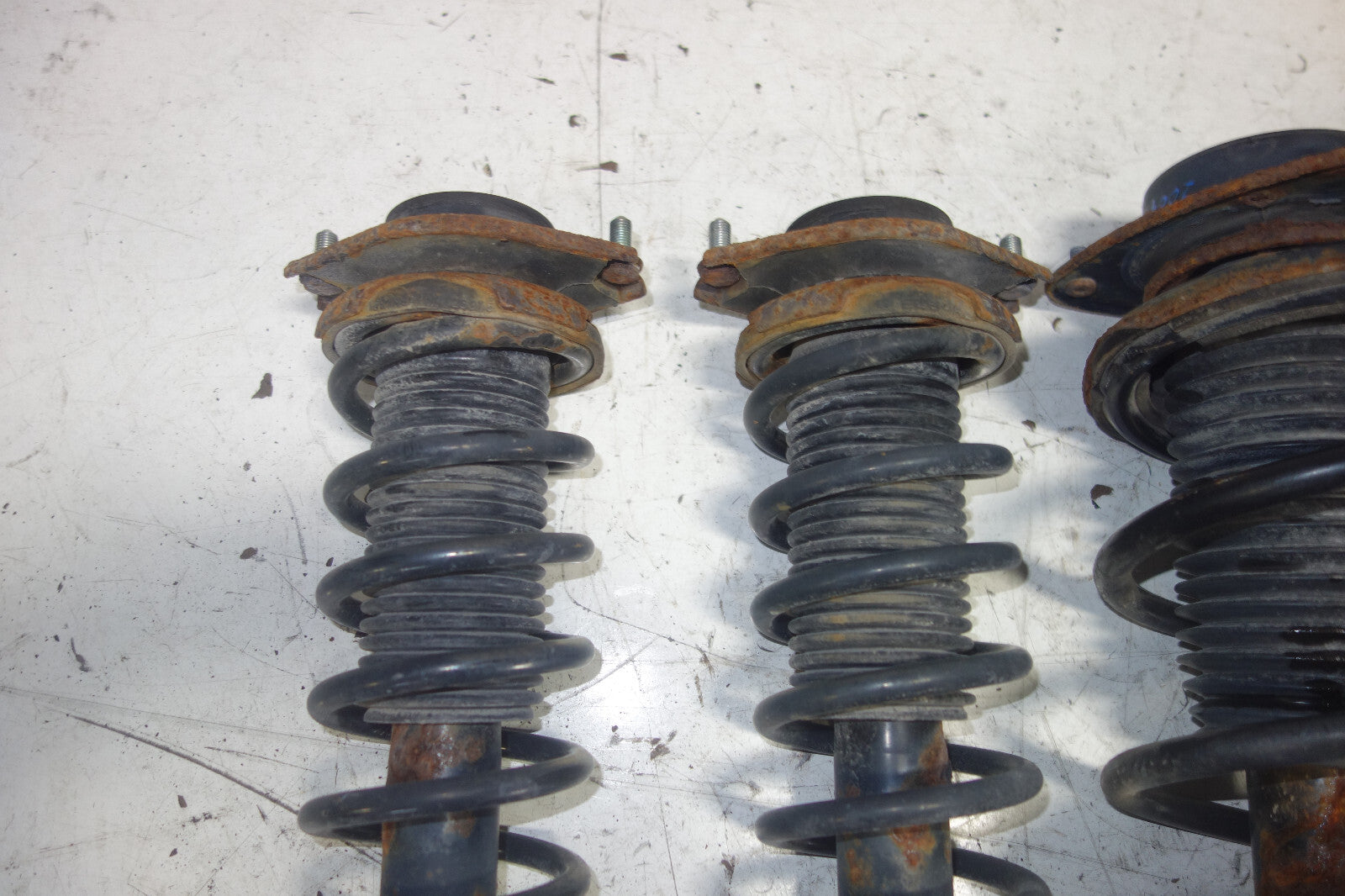 JDM Subaru Forester 2009 2010 2011 2012 2013 SH5 SH9 Japan Shocks Struts Springs