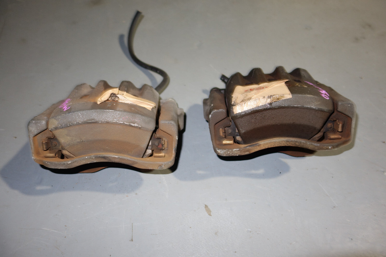 Genuine Lexus Is300 Front Brake Calipers Left & Right 2001 2002 2003 2004 2005