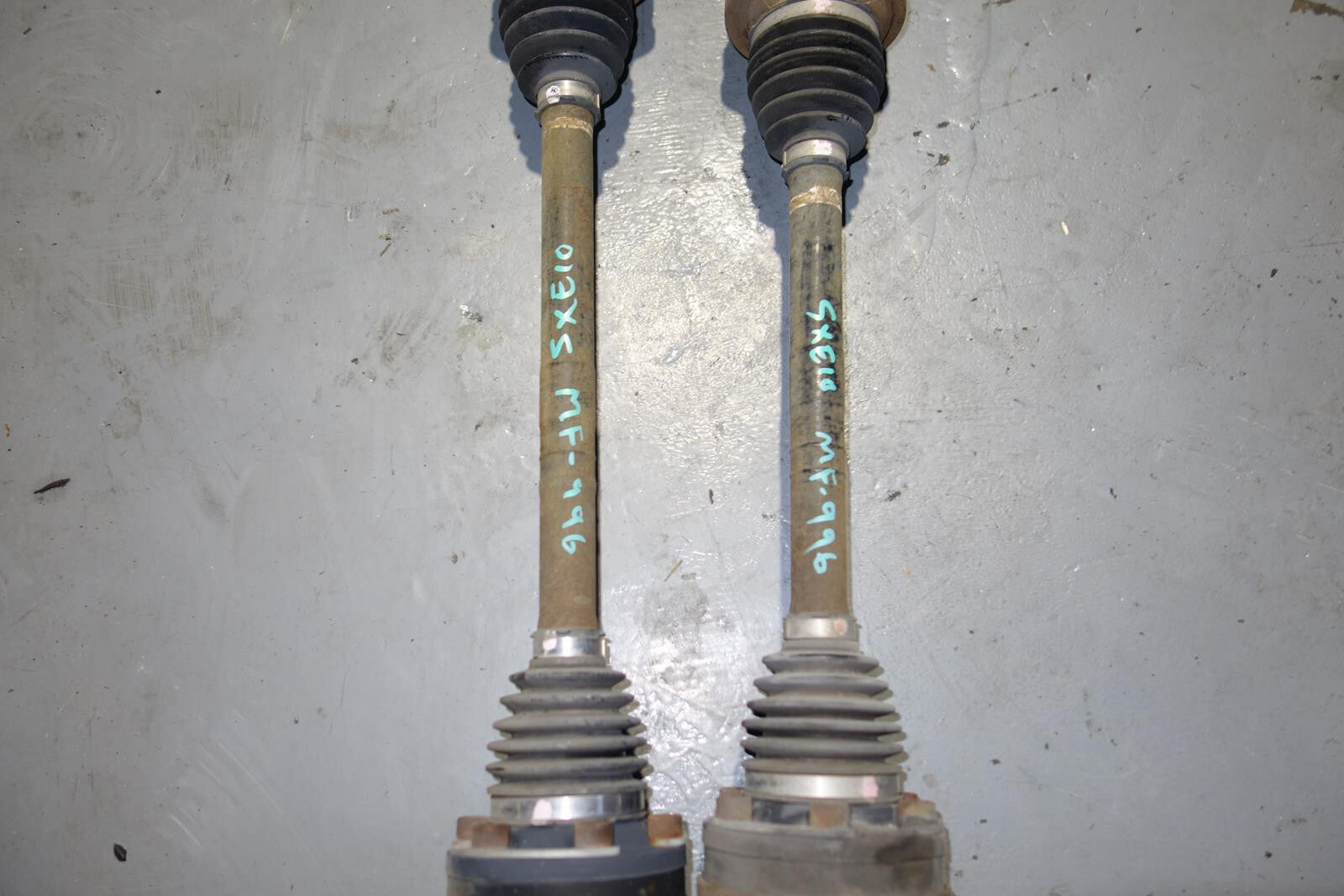 JDM Toyota Altezza 3S-GE Beams 6speed LSD Rear Differential CV Axles 1998-2005